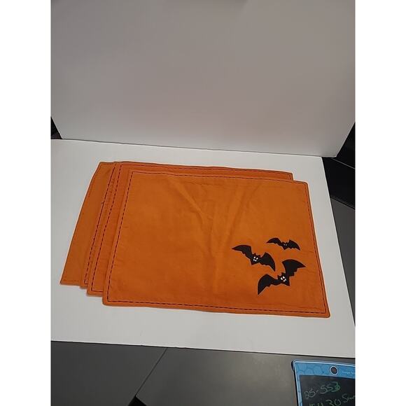 Halloween Placemats Bats Set of 4 Orange Black Corduroy 13x18 Inch - Picture 7 of 7